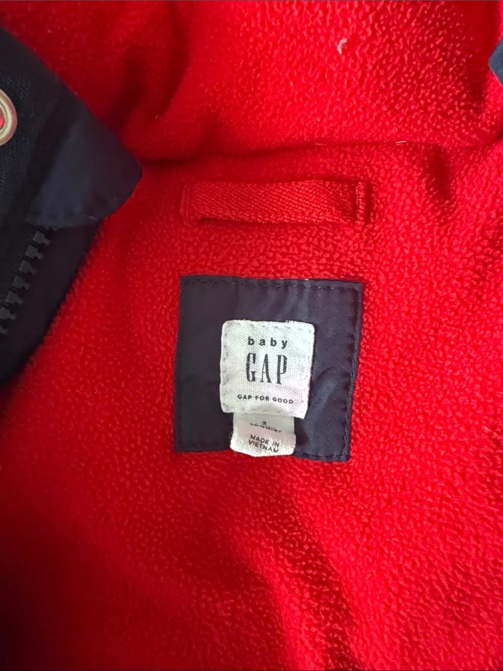 GAP Kids Hooded Puffer Jacket in Navy with Red Lining